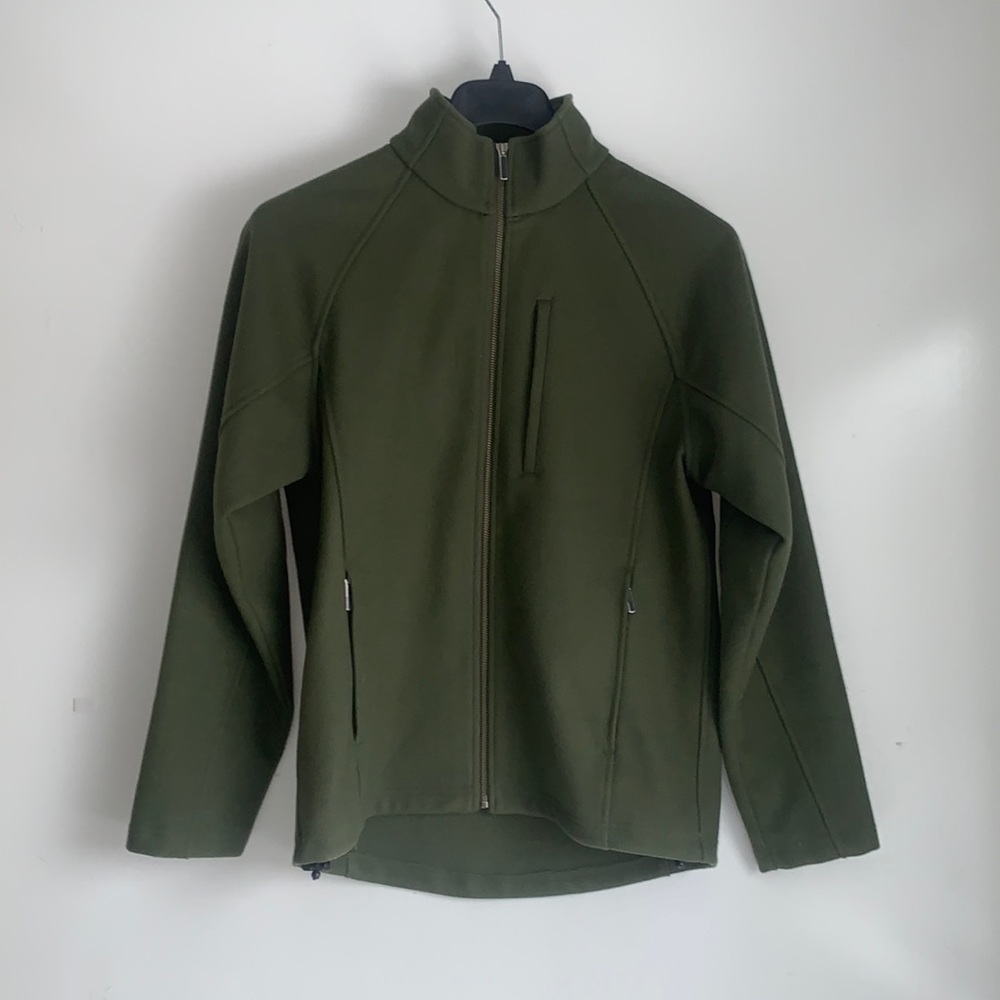 Smartwool Mens size small army green. very little wear. drawstring waist